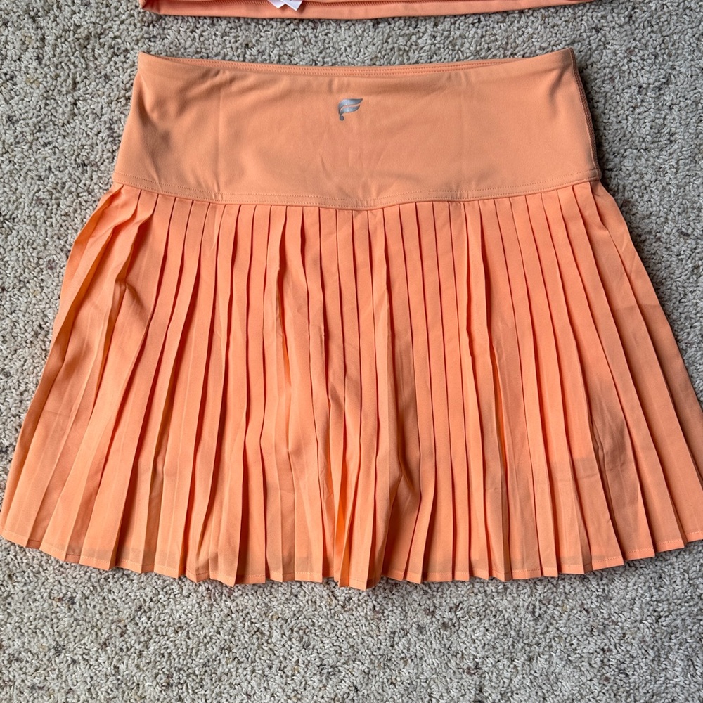 Fabletics Peach Pleated Skirt & Crop Tank Set - Picture 3 of 5